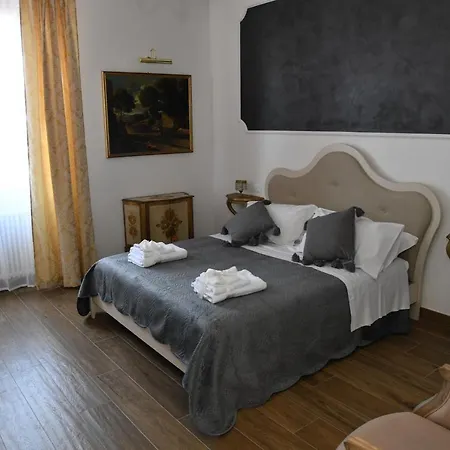 Gracchi 56 - Luxury *